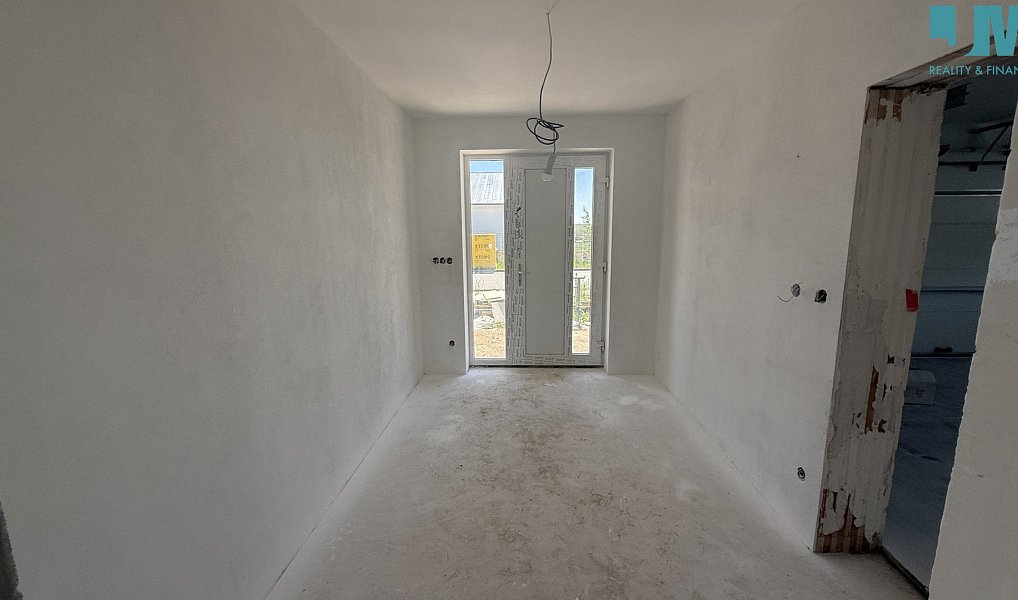 Prodej domu 228 m² s pozemkem 899 m², Hrotovice – náhled fotky 9