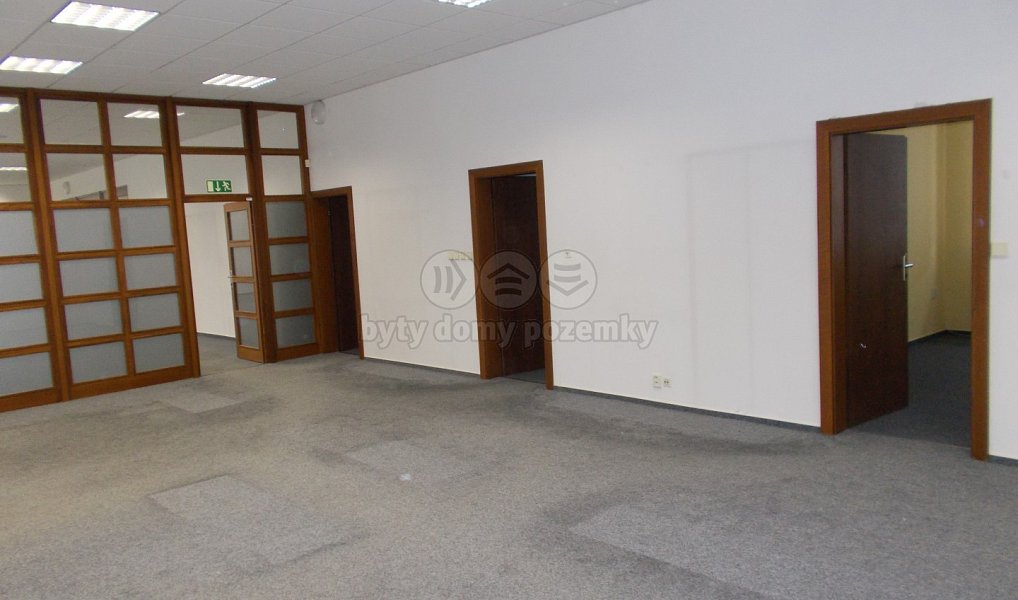 Pronájem obchodních prostor 170 m², Nový Jičín – náhled fotky 7
