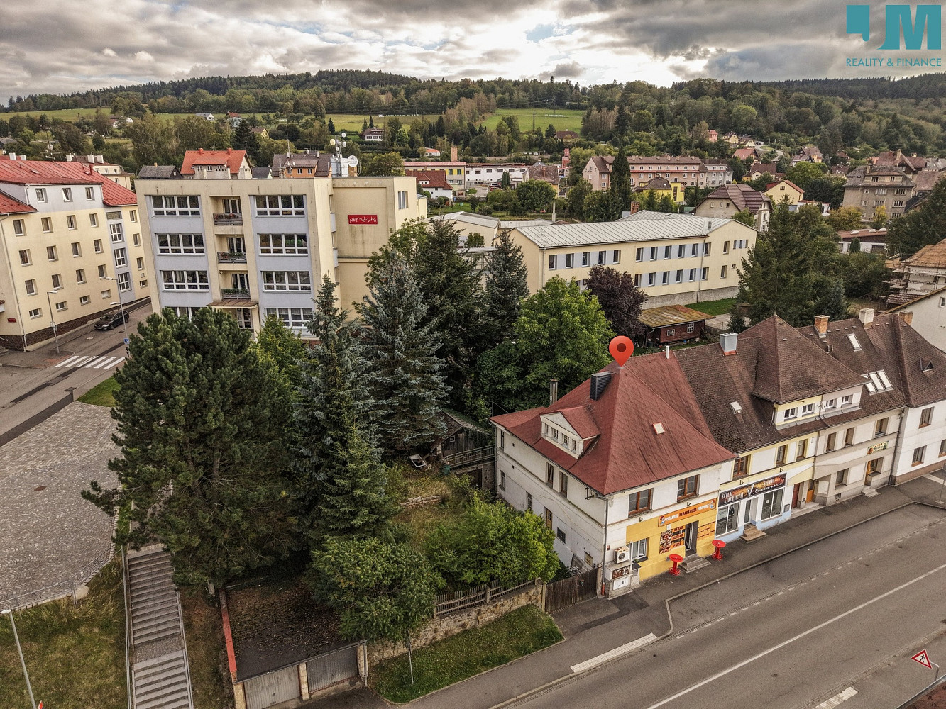 Prodej domu 180 m² s pozemkem 596 m² – fotografie 3