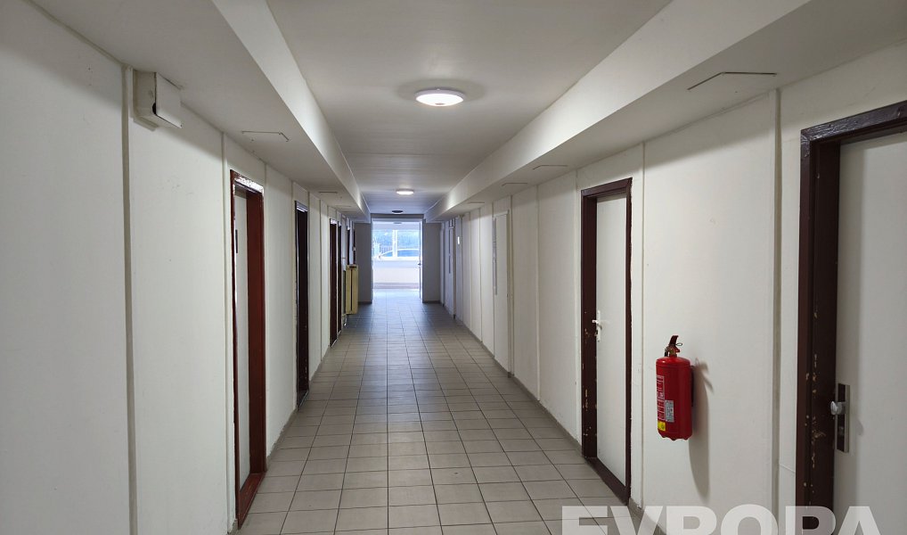Pronájem skladovacích prostor 73 m², Praha – náhled fotky 2