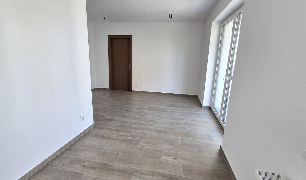 Pronájem bytu 3+kk 62 m², Teplice – náhled fotky 12