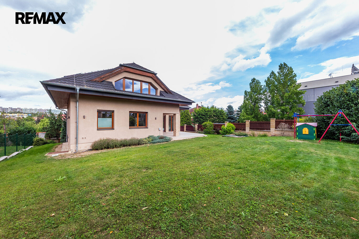 Prodej domu 300 m² s pozemkem 652 m² – fotografie 4