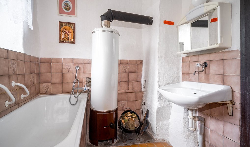 Prodej domu 93 m² s pozemkem 4 910 m², Velká Skrovnice – náhled fotky 8