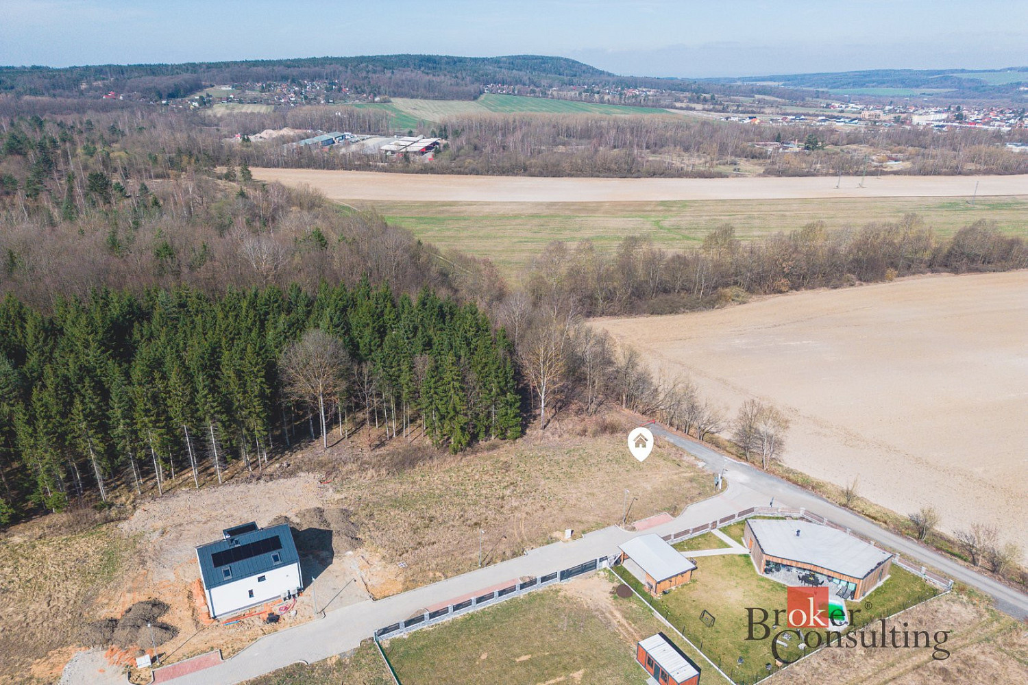 Prodej stavebního pozemku 929 m² – fotografie 5
