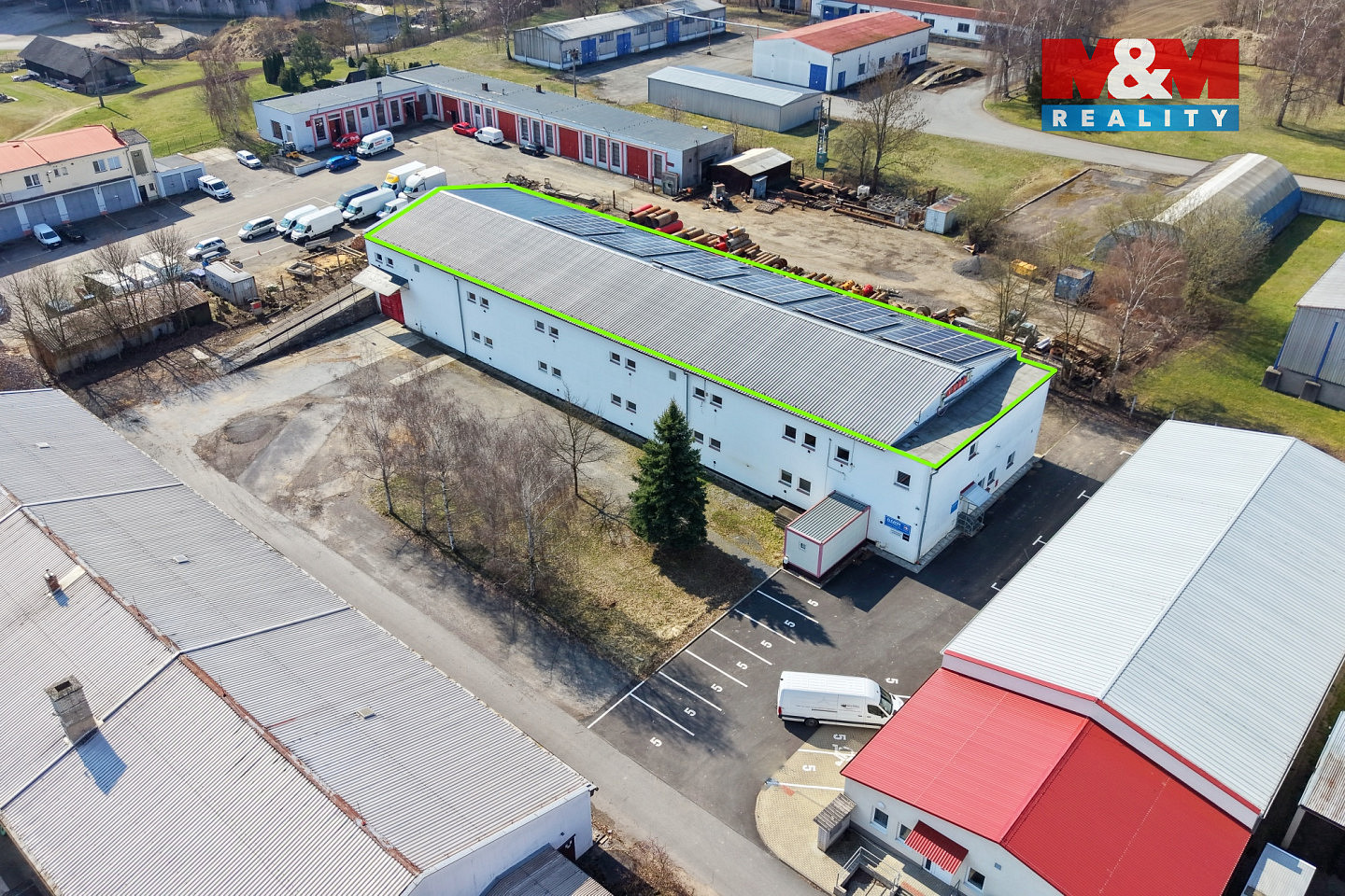 Pronájem obchodních prostor 2 200 m² — photo 2