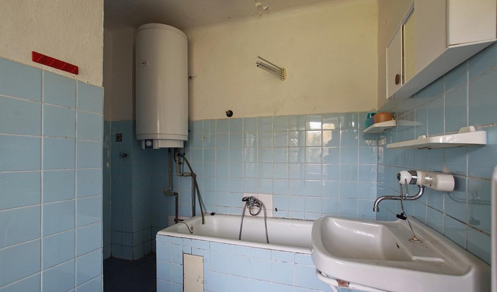 Prodej domu 1 000 m² s pozemkem 350 913 m², Stráž pod Ralskem – náhled fotky 20