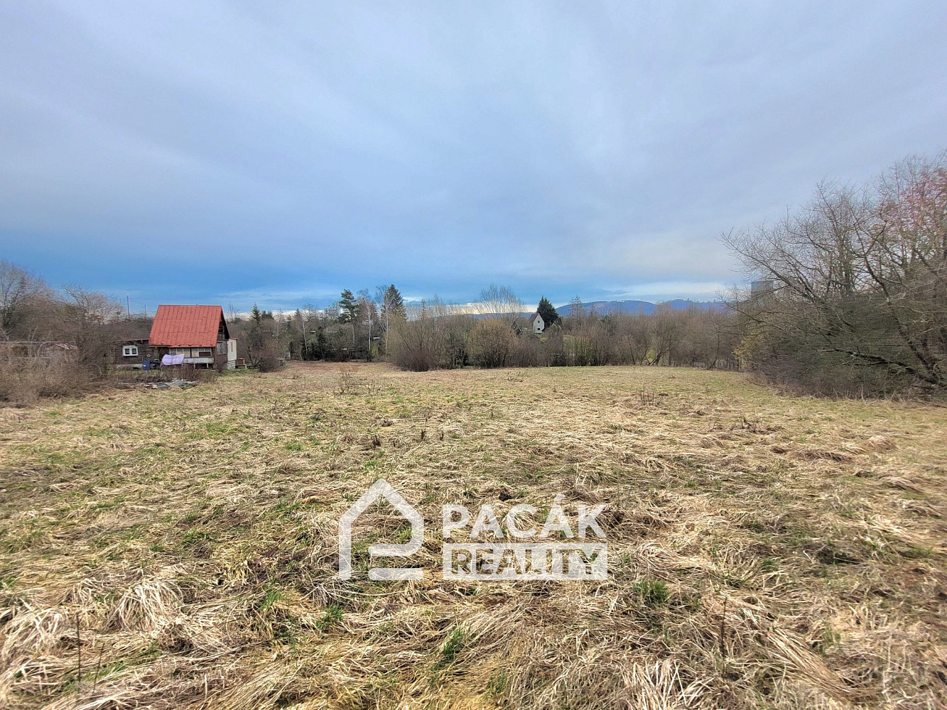 Prodej stavebního pozemku 2 896 m²