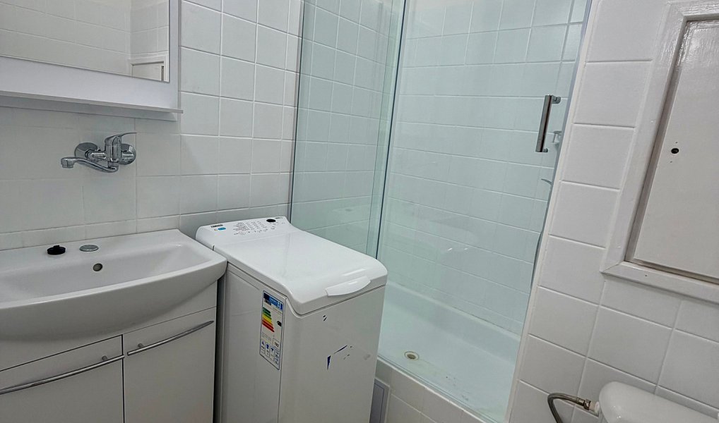 Pronájem bytu 1+kk 30 m², Cheb – náhled fotky 3