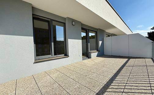 Prodej bytu 2+kk 66 m², Mochovská, Praha 9 - Hloubětín