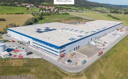 Pronájem výrobních prostor 5 000 m², Komenského, Zdice, okres Beroun