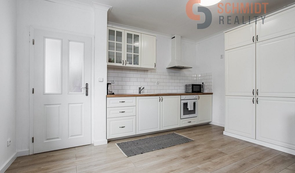 Prodej domu 220 m² s pozemkem 360 m², Vracov – náhled fotky 6