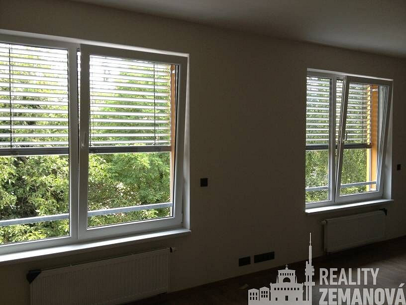 Pronájem bytu 1+kk 37 m² – pohled 4
