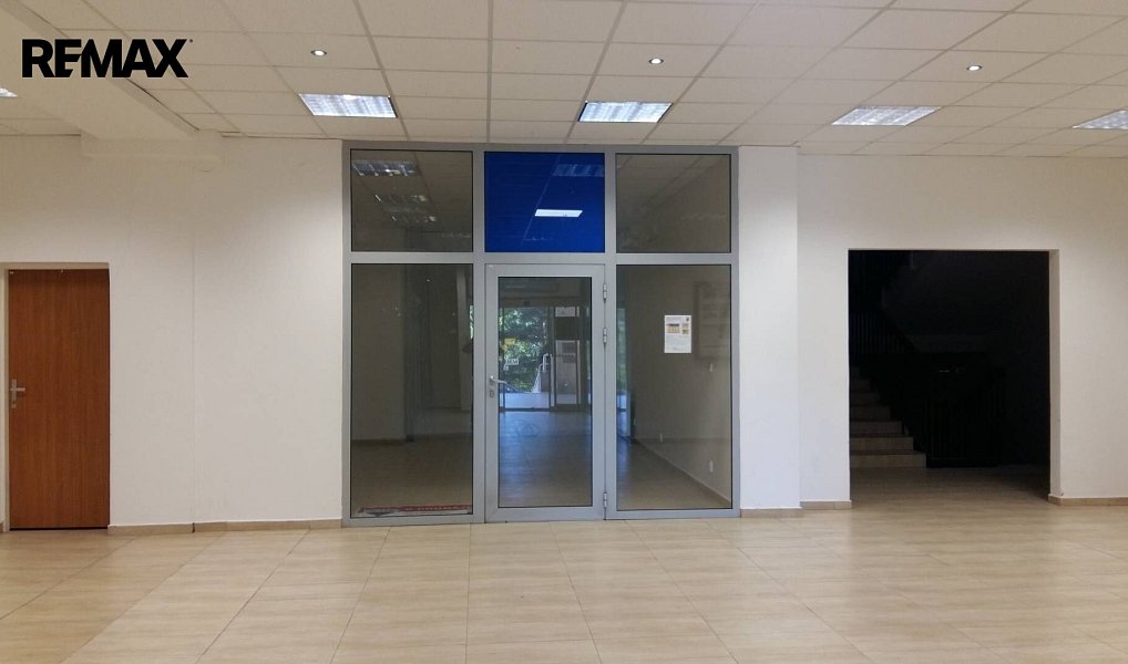 Pronájem obchodních prostor 25 m², Rožnov pod Radhoštěm – náhled fotky 5