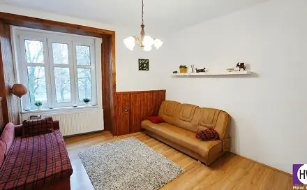 Prodej domu 300 m² s pozemkem 213 m², Palackého náměstí, Dobrovice, okres Mladá Boleslav