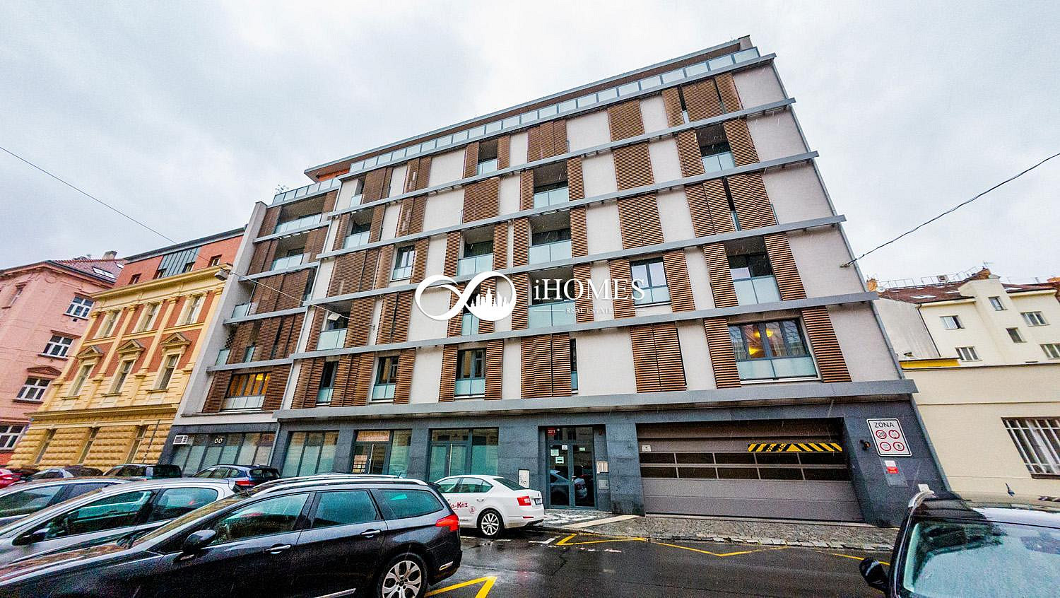 Pronájem bytu 3+kk 116 m² – pohled 5