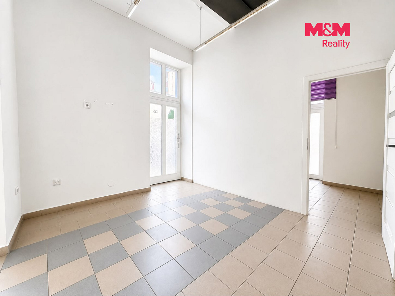 Pronájem obchodních prostor 110 m² – fotografie 5