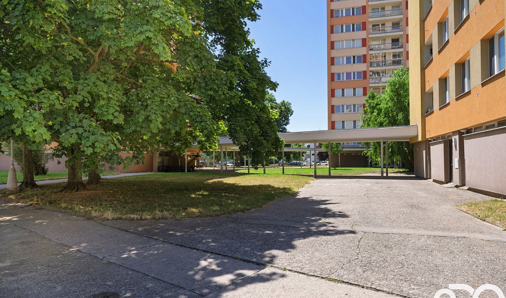 Prodej bytu 3+1 72 m², Hradec Králové – náhled fotky 18