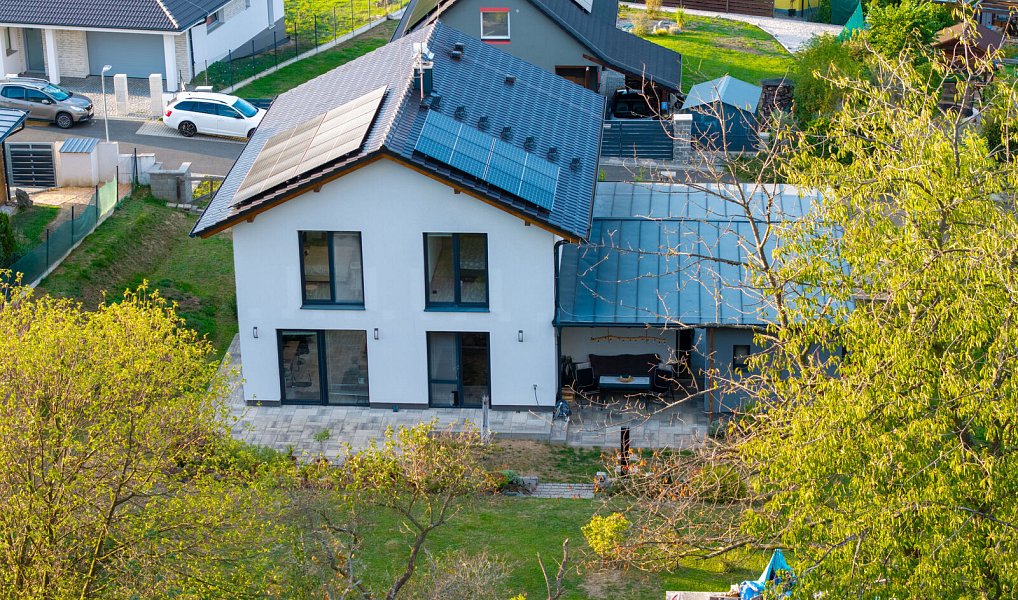 Prodej domu 151 m² s pozemkem 919 m², Dolany – náhled fotky 4