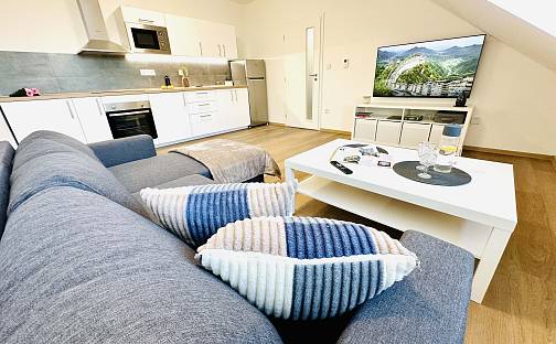 Pronájem bytu 2+kk 44 m², Havlíčkova, Jihlava