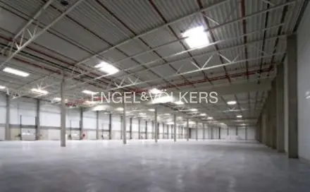 Pronájem skladovacích prostor 461 m²