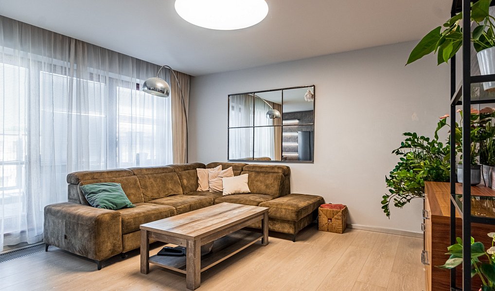 Prodej bytu 4+kk 101 m², Pardubice – náhled fotky 21