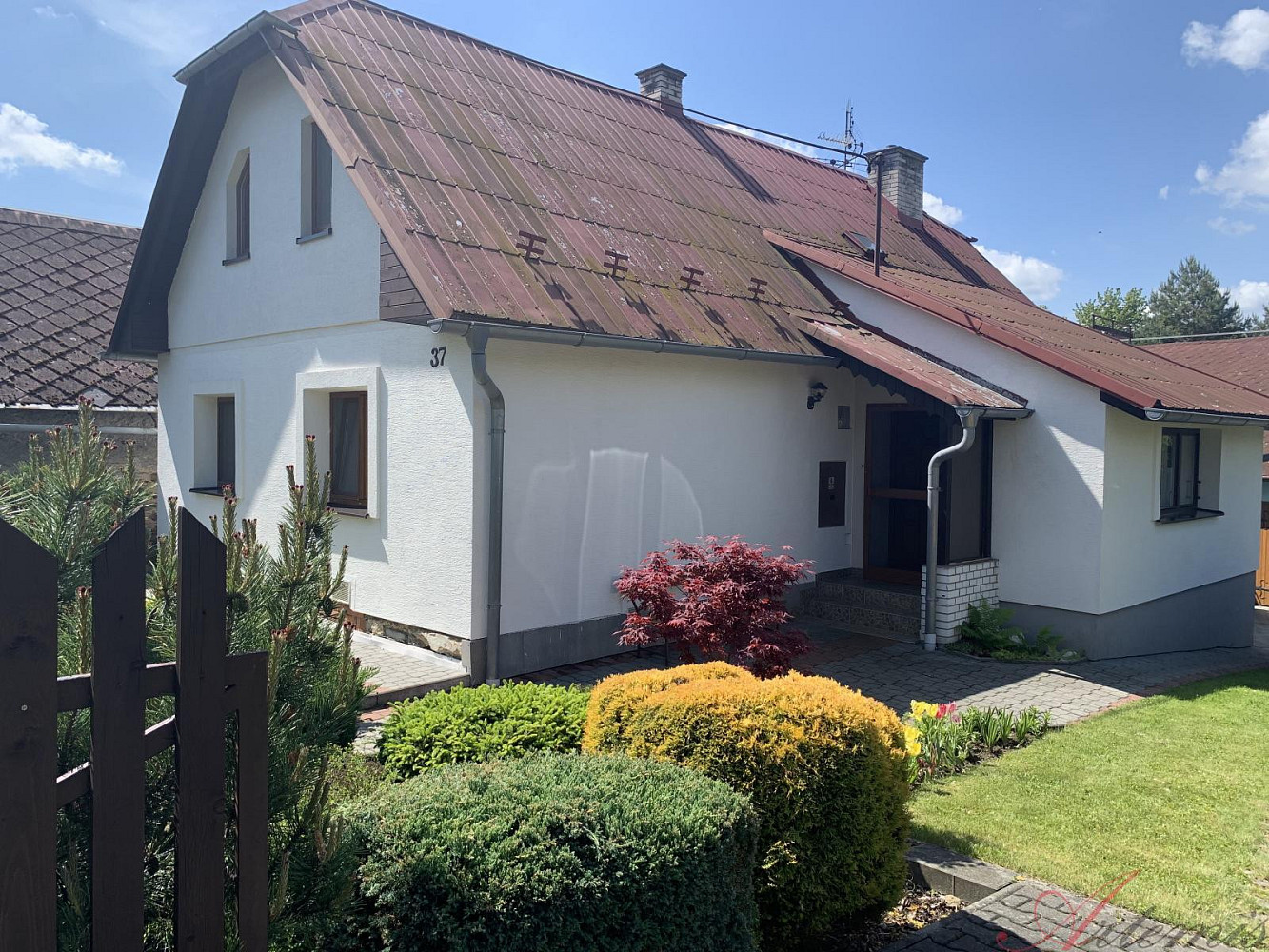 Prodej domu 200 m² s pozemkem 1 097 m²
