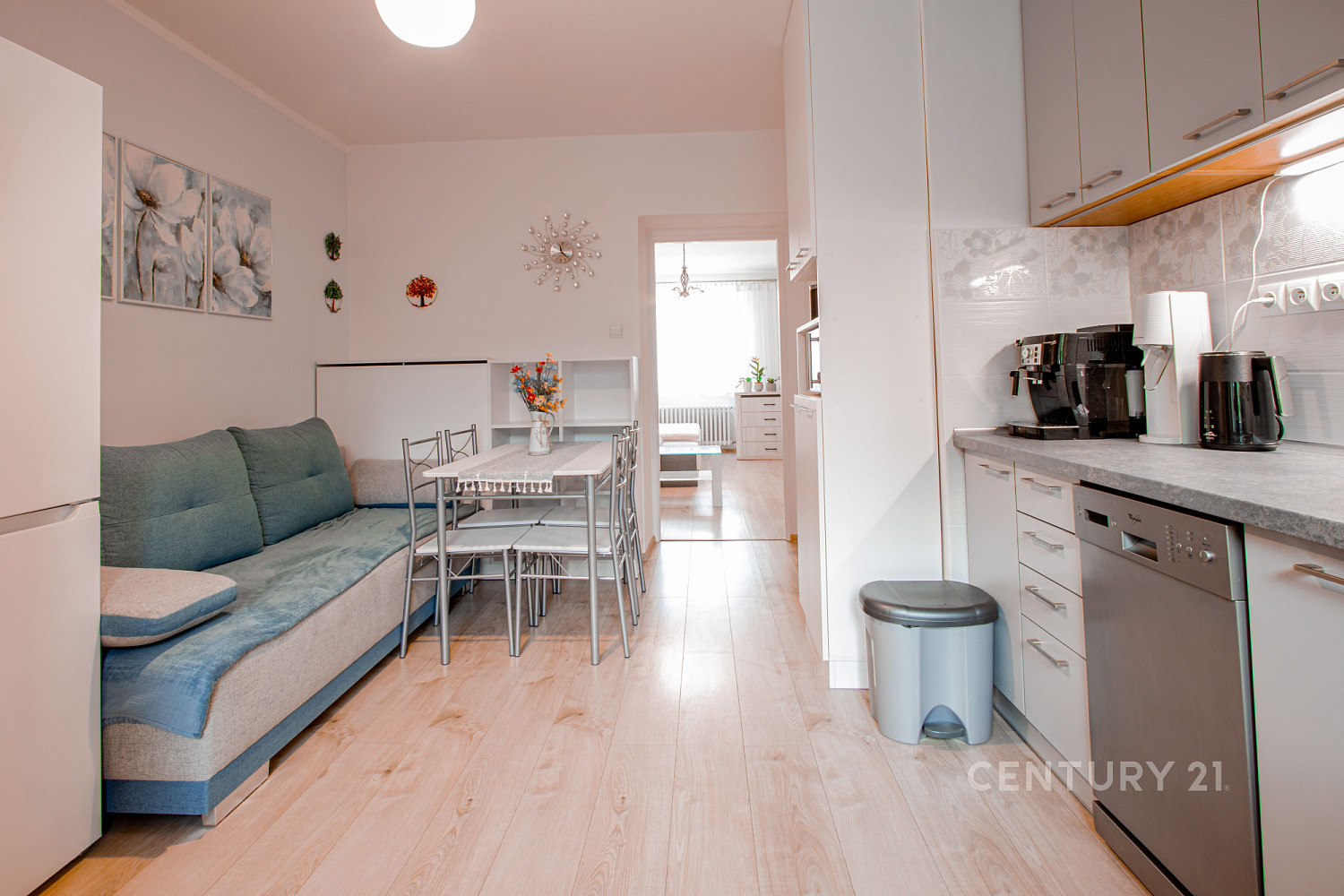 Prodej bytu 1+1 42 m² – fotografie 2