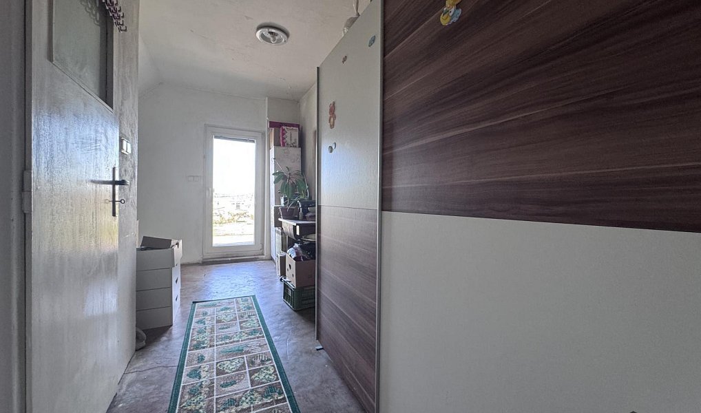 Prodej domu 140 m² s pozemkem 1 481 m², Kounice – náhled fotky 17