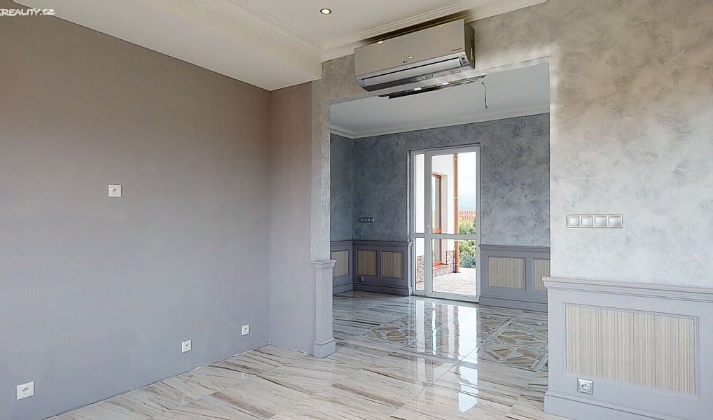Prodej domu 229 m² s pozemkem 1 110 m², Hroznětín – náhled fotky 9