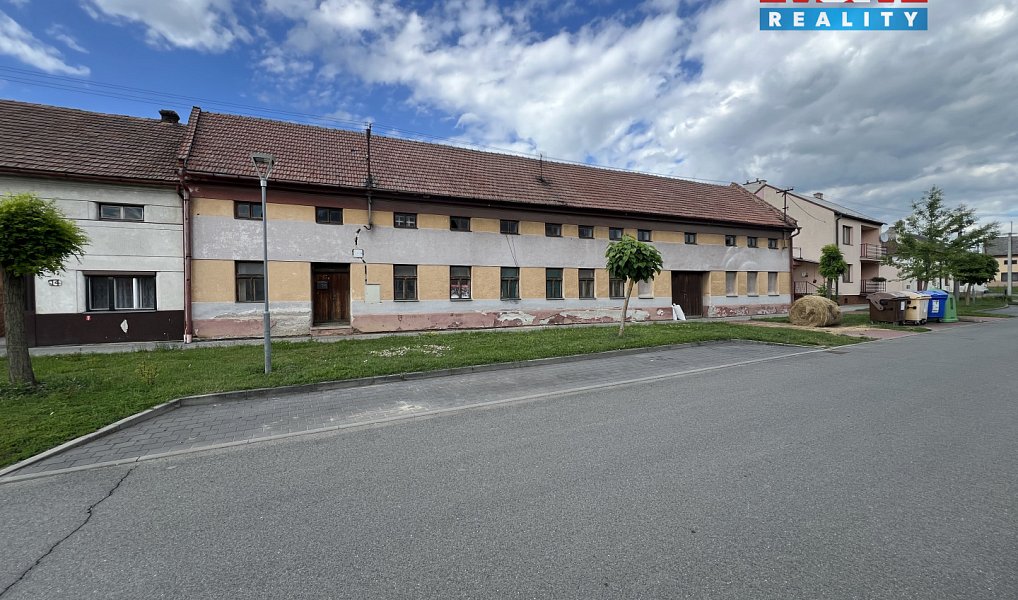 Prodej domu 256 m² s pozemkem 3 251 m², Měrovice nad Hanou – náhled fotky 3