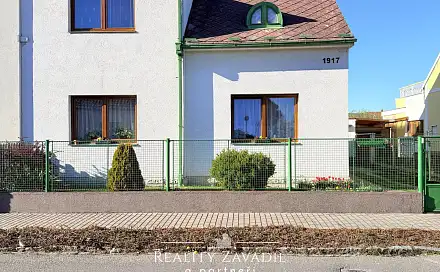 Prodej domu 180 m² s pozemkem 787 m², Konečná, Pardubice - Zelené Předměstí