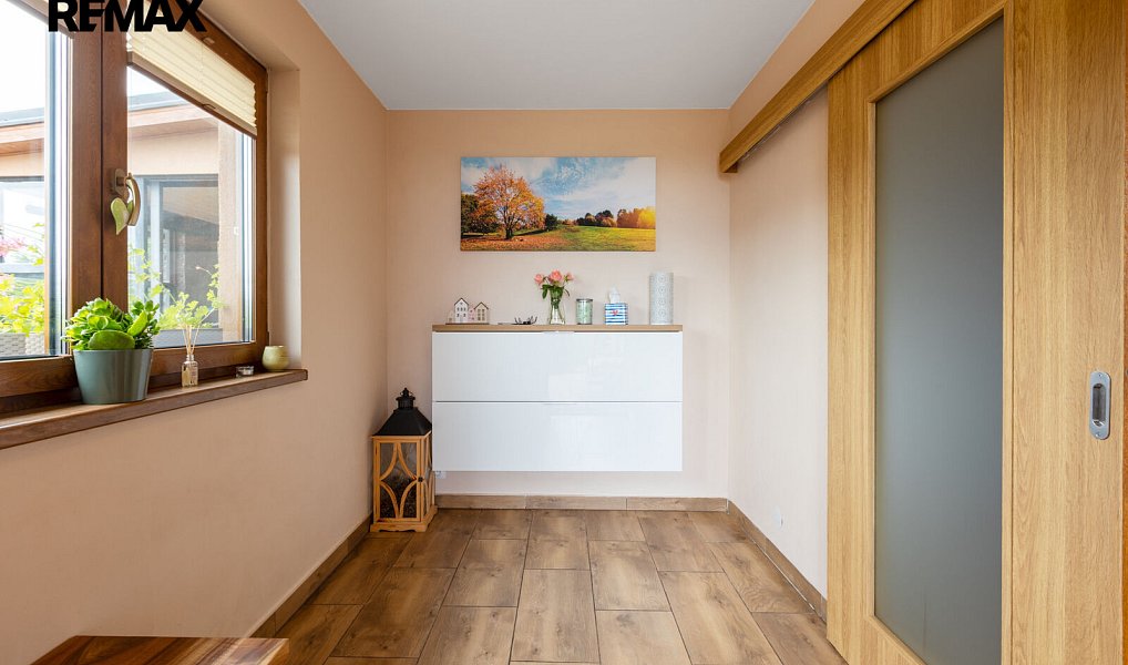 Prodej domu 199 m² s pozemkem 524 m², Hovorčovice – náhled fotky 20
