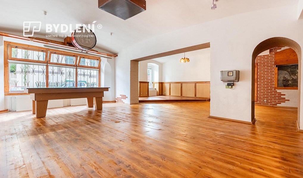 Pronájem restaurace 330 m², Krupka – náhled fotky 8