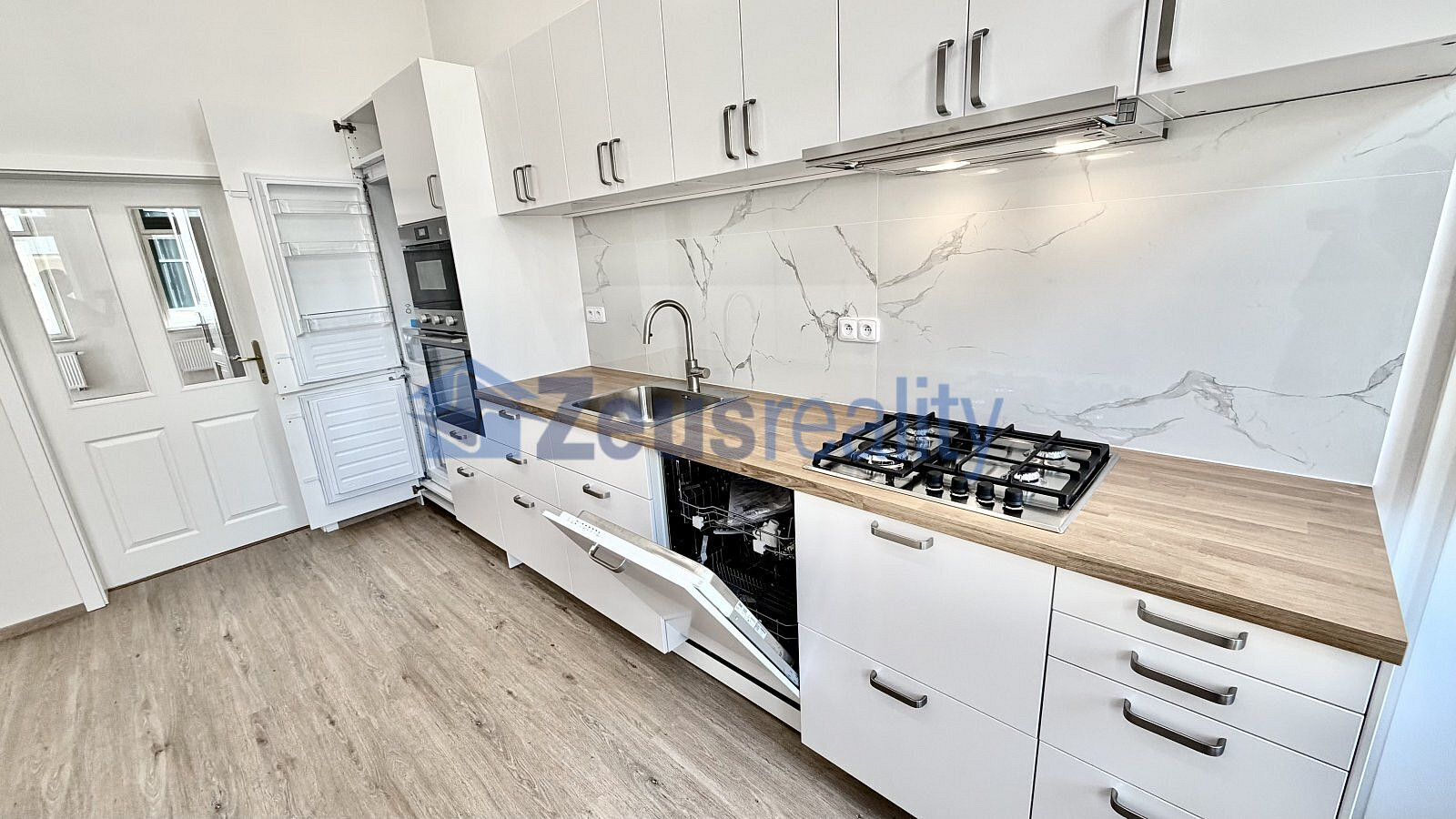 Pronájem bytu 4+1 119 m²