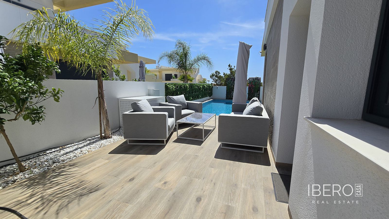Prodej domu 151 m² s pozemkem 280 m² - Más