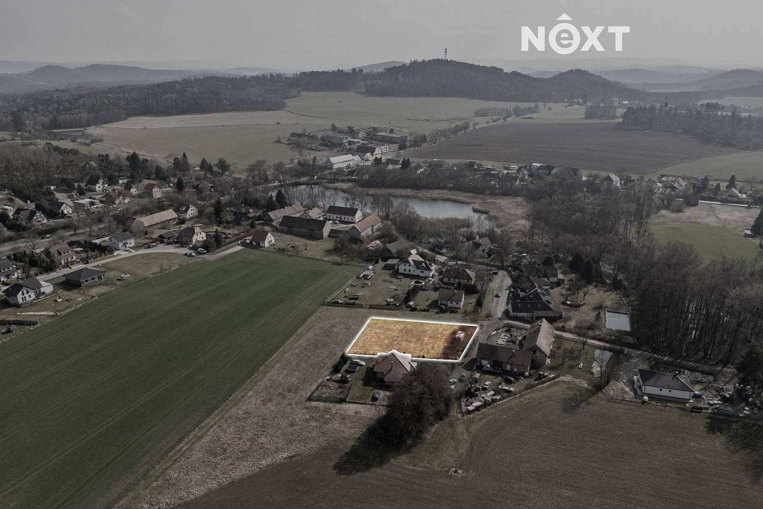 Prodej stavebního pozemku 1 200 m² — photo 2