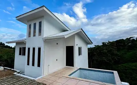 Prodej domu 90 m² s pozemkem 121 m², Coxen Hole, Roatán, Honduras