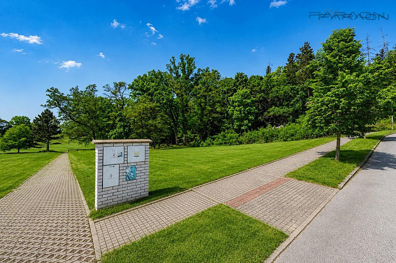 Prodej stavebního pozemku 1 613 m² – fotografie 4