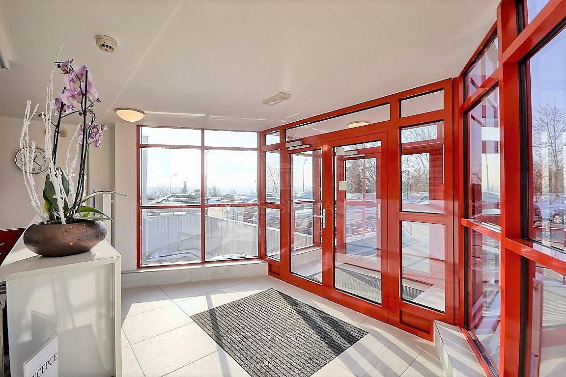 Pronájem kanceláře 83 m² – fotografie 4