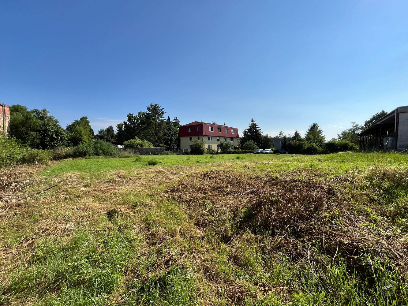 Prodej stavebního pozemku 2 200 m² – fotografie 3