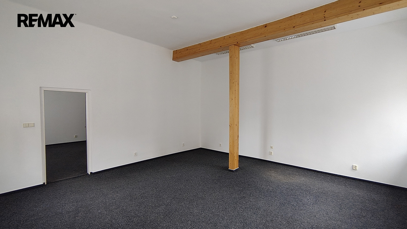Pronájem kanceláře 115 m² – pohled 3