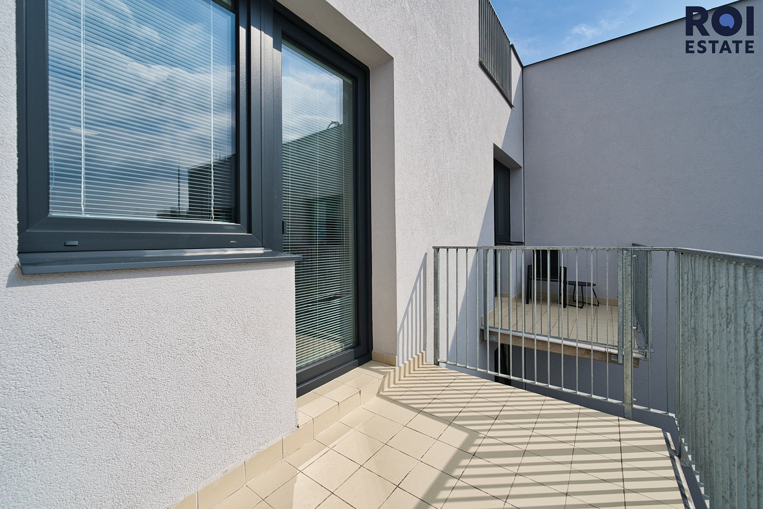 Pronájem bytu 1+kk 30 m² – fotografie 2