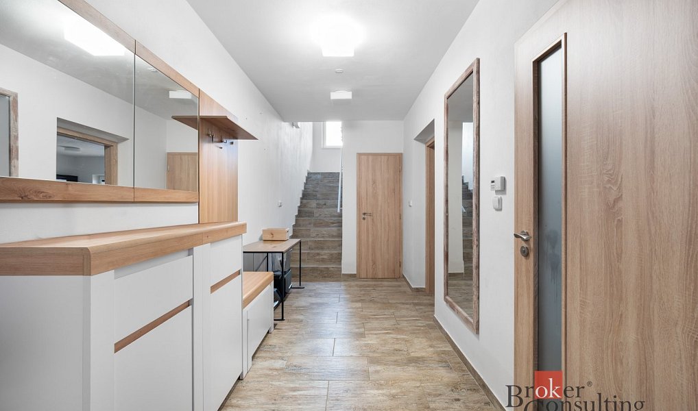 Prodej domu 178 m² s pozemkem 1 562 m², Pozořice – náhled fotky 27