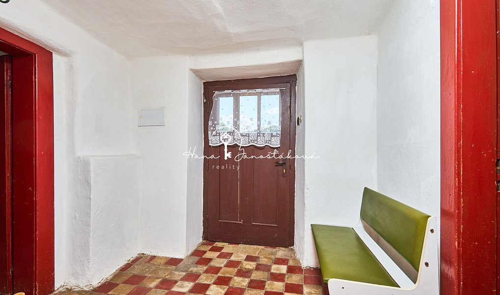 Prodej domu 83 m² s pozemkem 1 607 m², Štěkeň – náhled fotky 8