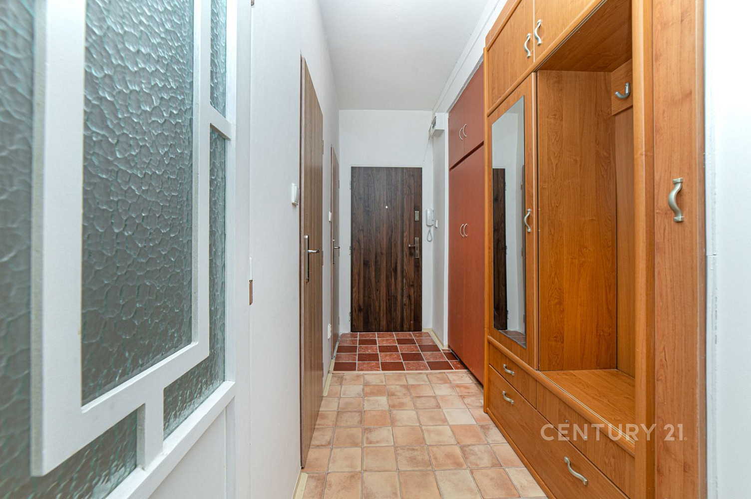 Pronájem bytu 2+1 56 m² — photo 3