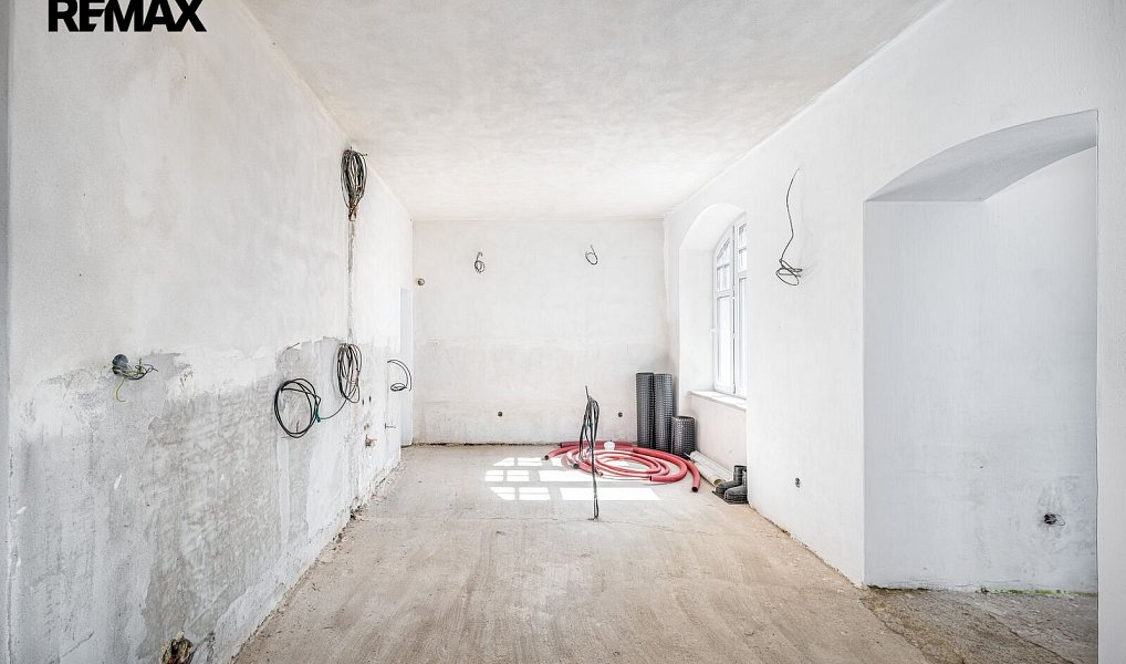 Prodej domu 550 m² s pozemkem 1 119 m², Volyně – náhled fotky 13
