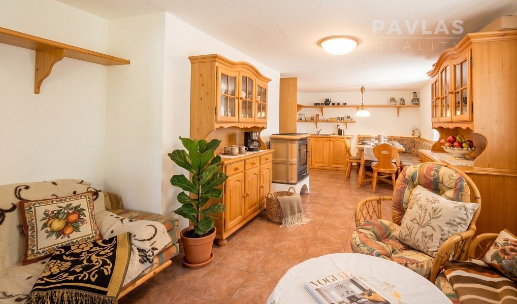 Prodej domu 240 m² s pozemkem 573 m², Černovice – náhled fotky 7