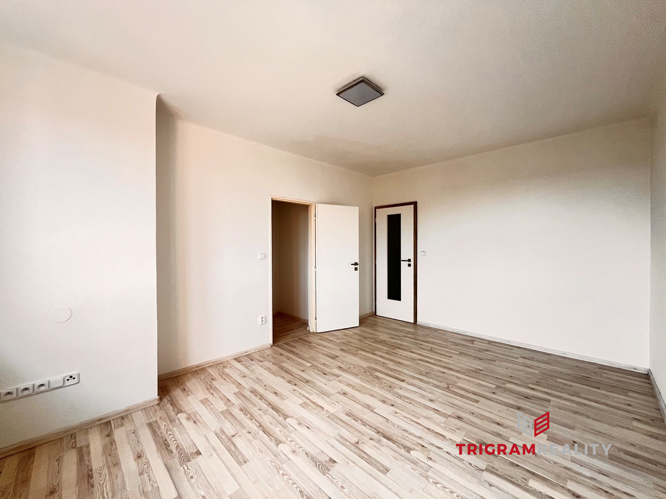 Pronájem bytu 3+kk 77 m² – fotografie 2