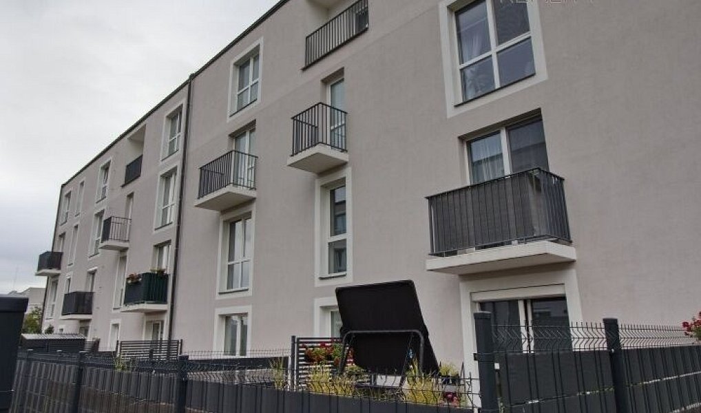 Pronájem bytu 2+kk 69 m², Jesenice – náhled fotky 16