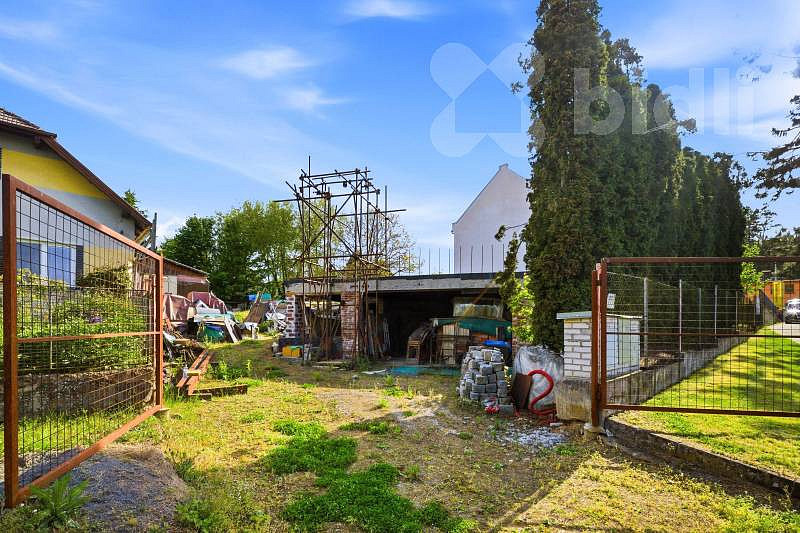 Prodej stavebního pozemku 1 405 m² — photo 2